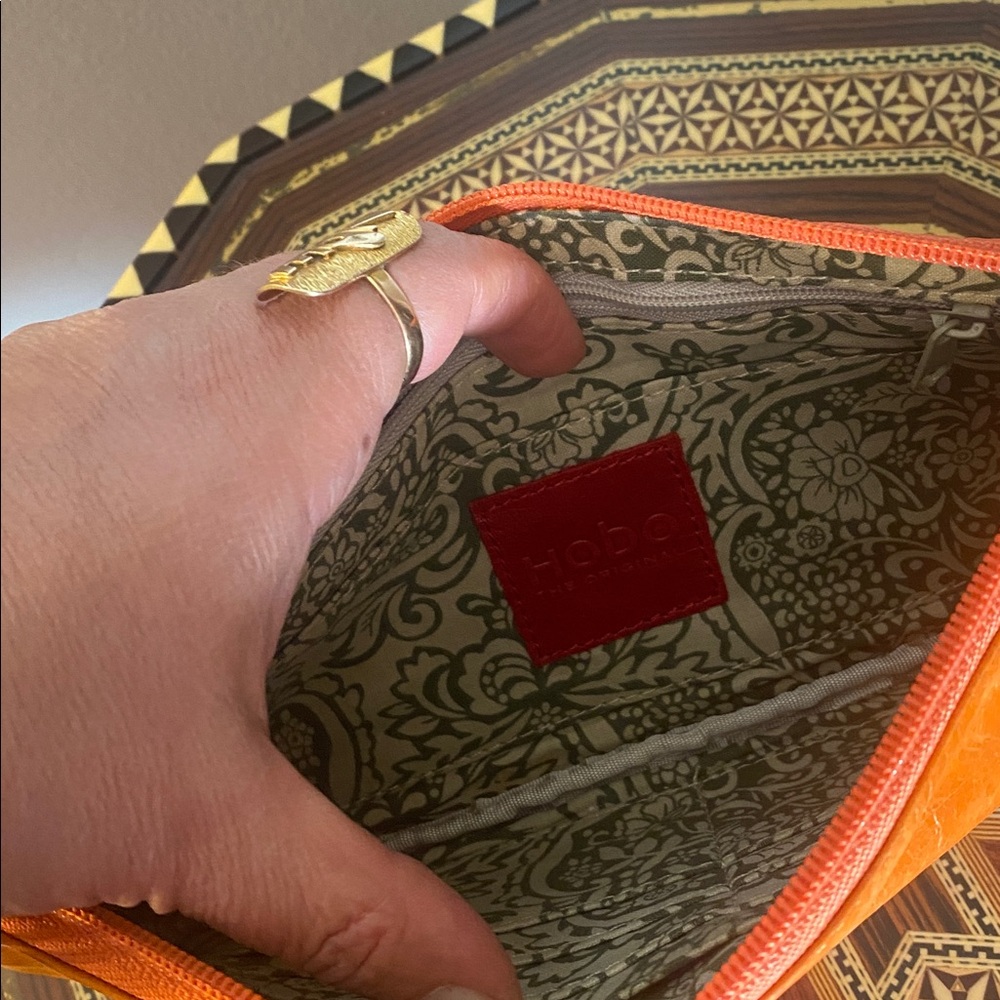 HOBO The Original women's clutch Evening clutch Orange leather - Picture 6 of 11